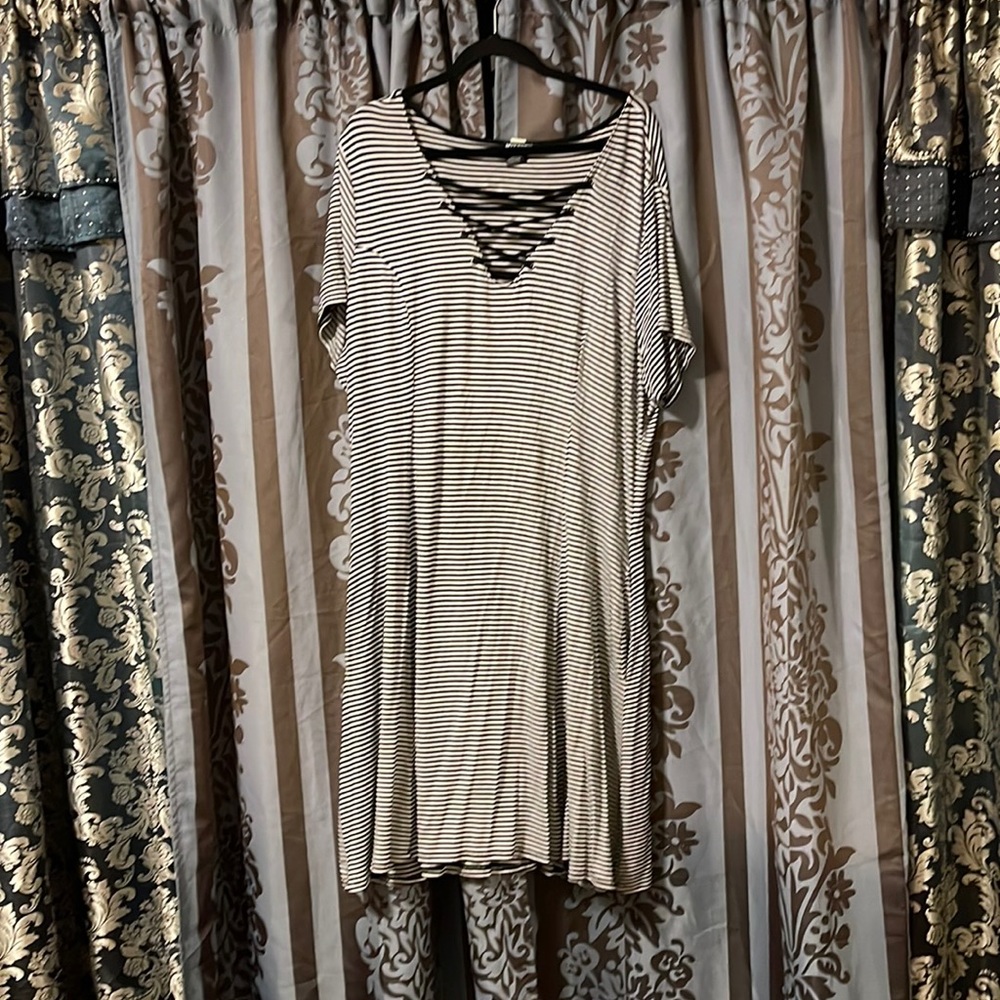Hot topic Striped Dress